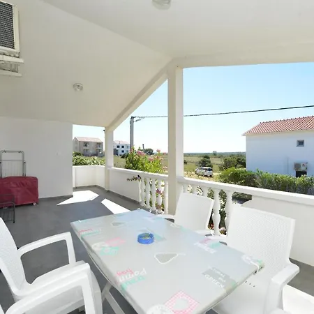 Apartment Mima Vrsi * Vrsi